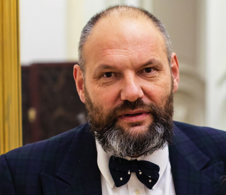 Юрий Молодковец